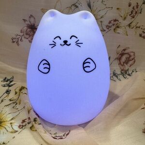 Creative Cute Cat LED Night Light Lamp Multicolor Silicone Soft Tap Control